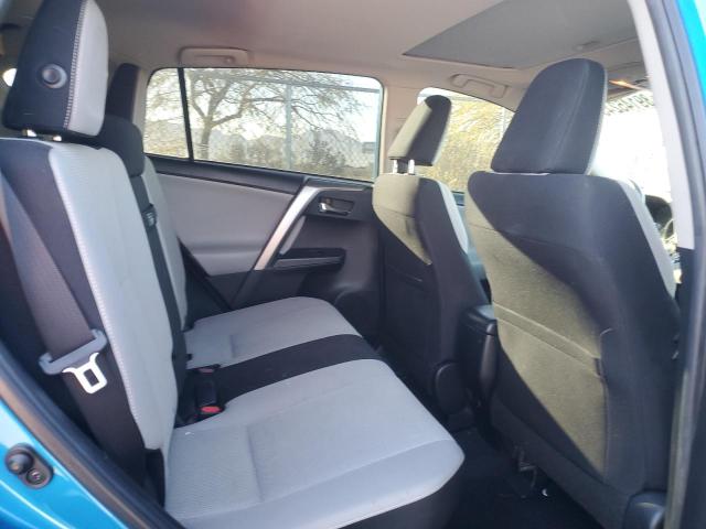 Photo 11 from auction – 2017 TOYOTA RAV4 HV LE with VIN JTMRJREV8HD080861