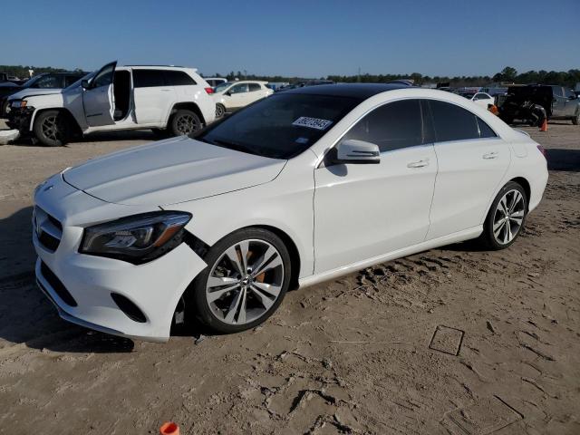 MERCEDES-BENZ CLA 250 2019 with VIN WDDSJ4EB8KN719628 - Photo from auction