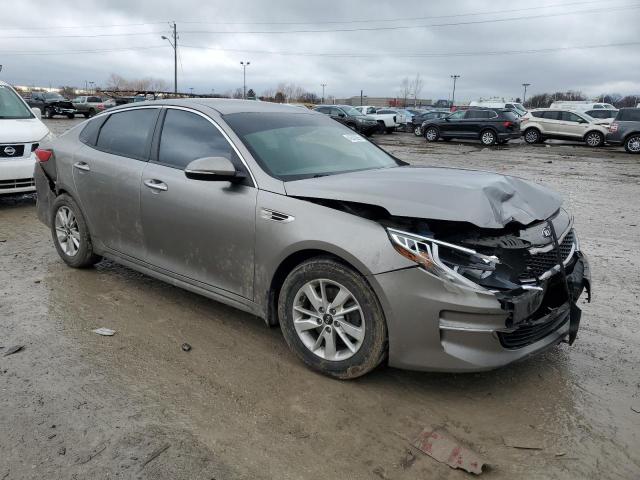 Photo 4 from auction – 2017 KIA OPTIMA LX with VIN 5XXGT4L38HG167672