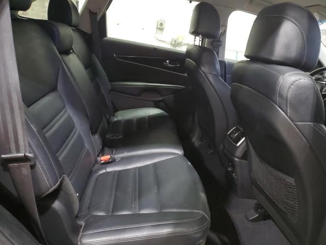 Photo 11 from auction – 2017 KIA SORENTO EX with VIN 5XYPHDA52HG323867