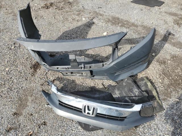 Photo 12 from auction – 2018 HONDA CIVIC LX with VIN 2HGFC2F52JH602218