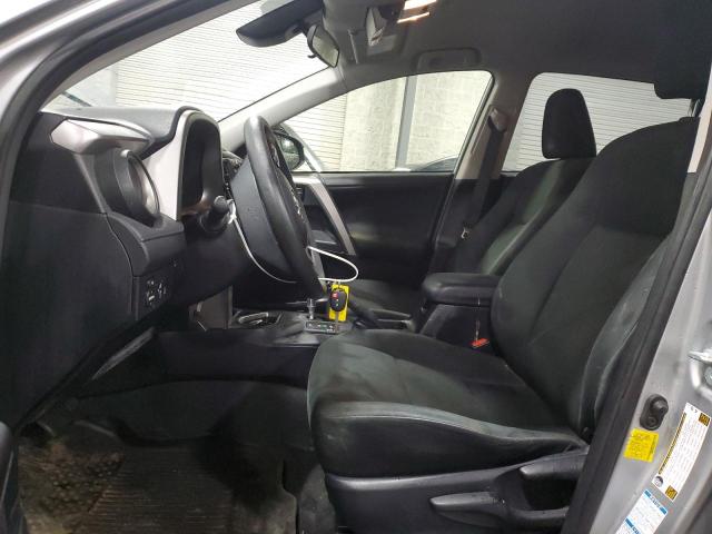 Photo 7 from auction – 2018 TOYOTA RAV4 LE with VIN JTMBFREV0JJ239219