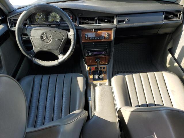 Photo 8 from auction – 1992 MERCEDES-BENZ 190 E 2.6 with VIN WDBDA29D1NF926958
