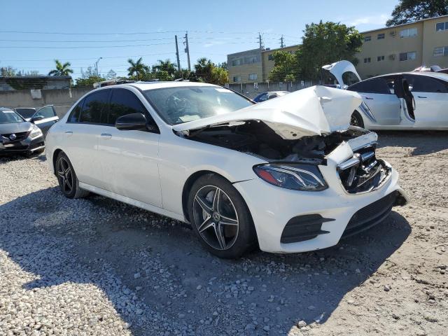 Photo 4 from auction – 2019 MERCEDES-BENZ E 300 with VIN WDDZF4JBXKA509397