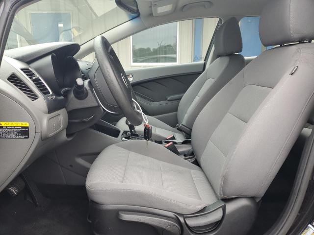 Photo 7 from auction – 2017 KIA FORTE LX with VIN 3KPFK4A71HE018856