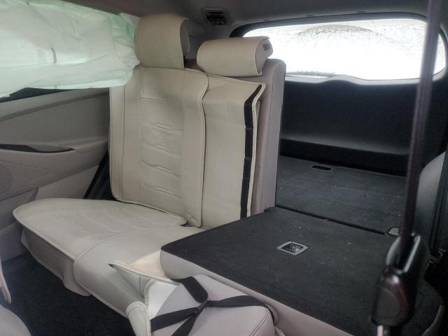 Photo 11 from auction – 2019 HYUNDAI TUCSON SE with VIN KM8J2CA47KU949151