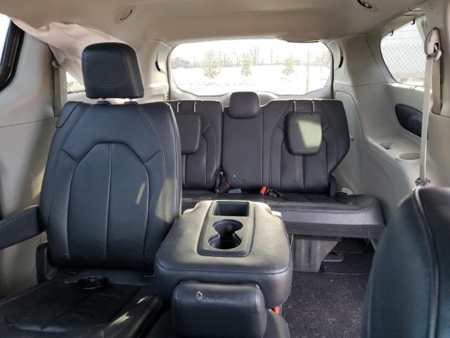 Zdjęcie 10 z aukcji – 2018 CHRYSLER PACIFICA T z VIN 2C4RC1BG5JR107535