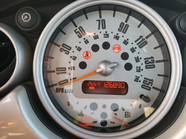 Photo 9 from auction – 2002 MINI COOPER with VIN WMWRC33422TC35953