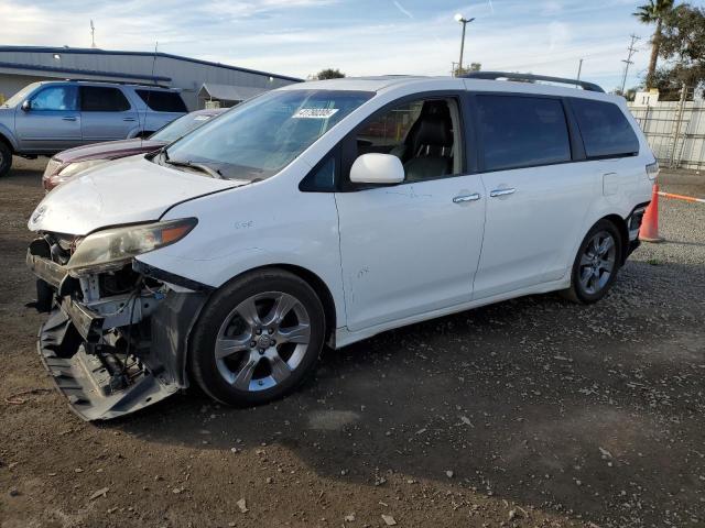Photo 1 from auction – 2014 TOYOTA SIENNA SPO with VIN 5TDXK3DCXES464142