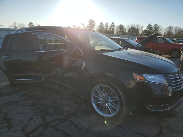 Photo 4 from auction – 2019 LINCOLN MKT with VIN 2LMHJ5AT0KBL02394