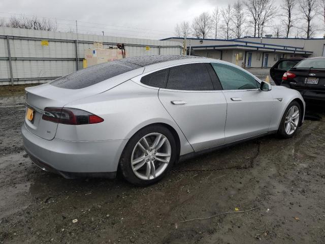 Photo 3 from auction – 2013 TESLA MODEL S with VIN 5YJSA1DN9DFP27145