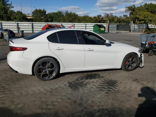 Photo 3 from auction – 2018 ALFA ROMEO GIULIA TI with VIN ZARFAECNXJ7580478