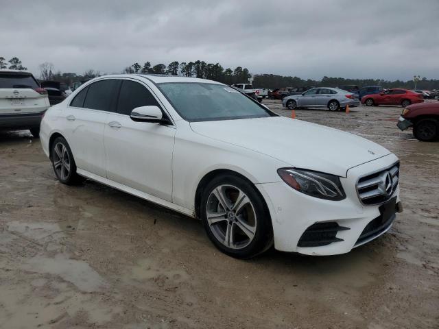 Photo 4 from auction – 2018 MERCEDES-BENZ E 300 with VIN WDDZF4JB0JA438130