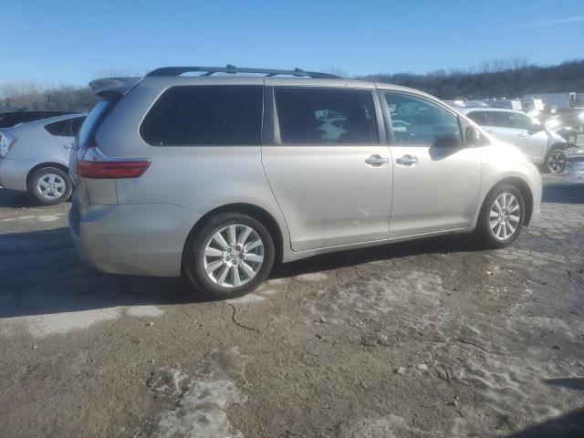 Photo 3 from auction – 2017 TOYOTA SIENNA XLE with VIN 5TDDZ3DC5HS168013