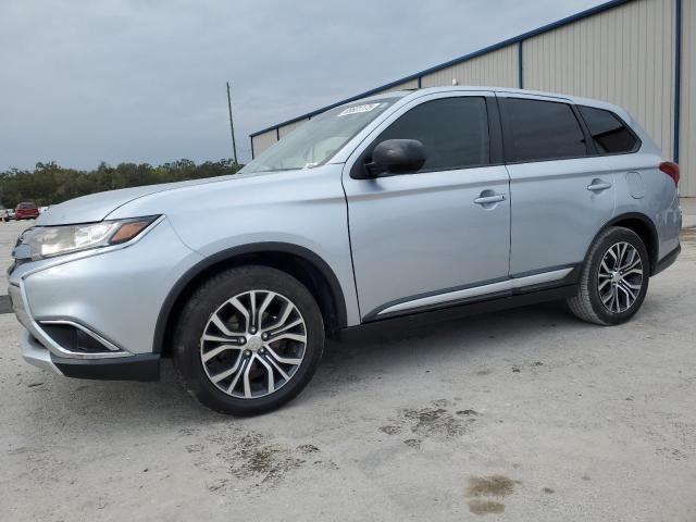 MITSUBISHI OUTLANDER 2017 with VIN JA4AD2A32HZ038473 - Photo from auction