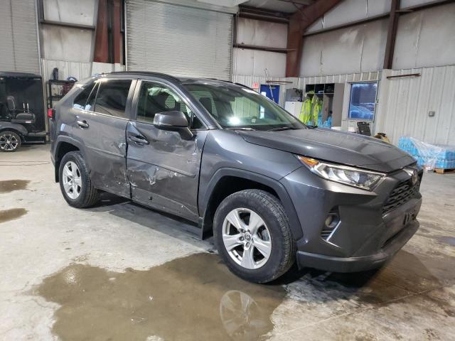 Photo 4 from auction – 2020 TOYOTA RAV4 XLE with VIN JTMP1RFV7LD530286