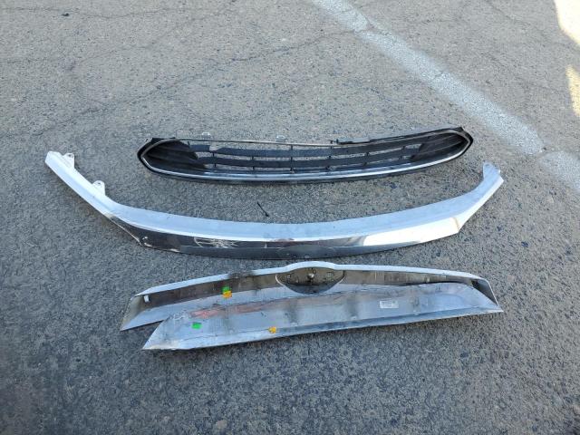 Photo 12 from auction – 2012 FORD FUSION S with VIN 3FAHP0GA9CR275342