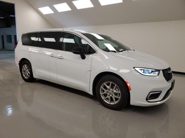 Photo 4 from auction – 2024 CHRYSLER PACIFICA T with VIN 2C4RC1BG0RR156475