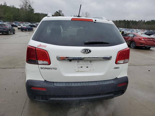 Photo 6 from auction – 2013 KIA SORENTO LX with VIN 5XYKTCA63DG405550