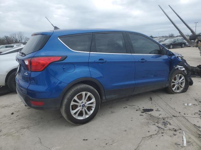 Photo 3 from auction – 2019 FORD ESCAPE SE with VIN 1FMCU0GD2KUA56040