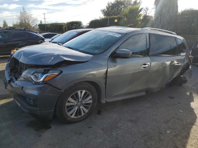 NISSAN PATHFINDER 2017 with VIN 5N1DR2MN2HC614871 - Photo from auction