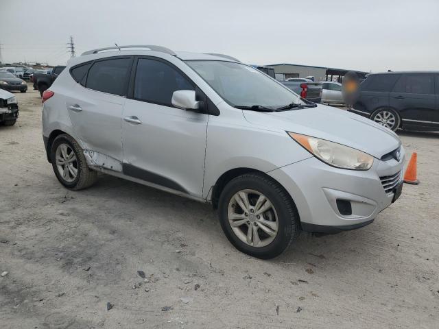 Photo 4 from auction – 2011 HYUNDAI TUCSON GLS with VIN KM8JU3AC0BU272445