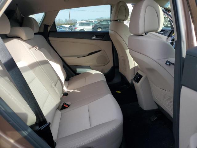 Photo 10 from auction – 2017 HYUNDAI TUCSON LIM with VIN KM8J3CA26HU377199
