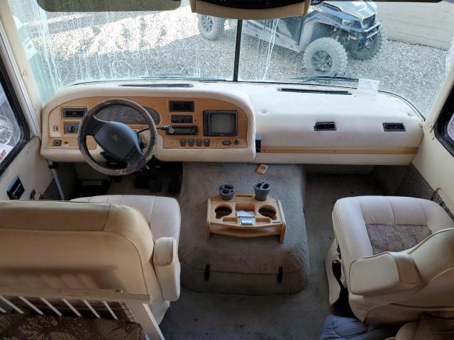Photo 5 from auction – 2002 FORD BUS CHASSI with VIN 1FCMF53S720A07167