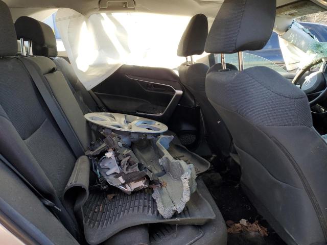 Photo 11 from auction – 2021 TOYOTA RAV4 LE with VIN 2T3F1RFV9MC170052