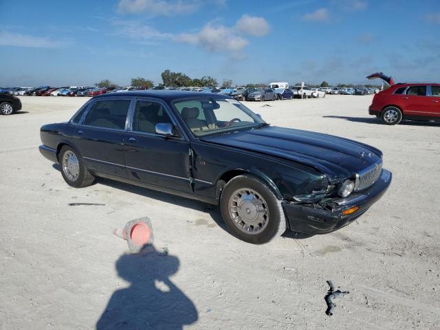 Photo 4 from auction – 2001 JAGUAR VANDENPLAS with VIN SAJDA24C51LF38566