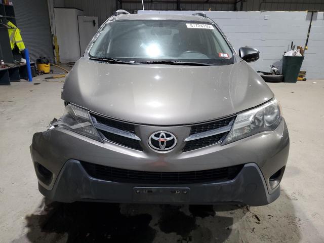 Photo 5 from auction – 2015 TOYOTA RAV4 LE with VIN JTMBFREV3FD168698