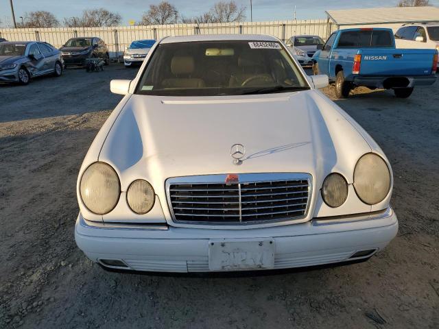 Photo 5 from auction – 1999 MERCEDES-BENZ E 320 with VIN WDBJF65H0XA765135