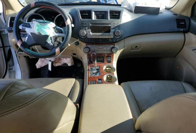 Photo 8 from auction – 2011 TOYOTA HIGHLANDER with VIN 5TDYK3EH3BS039632
