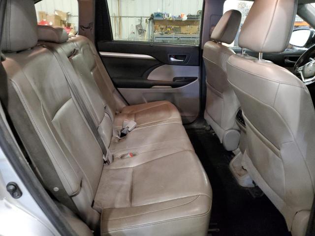 Photo 11 from auction – 2017 TOYOTA HIGHLANDER with VIN 5TDJZRFH0HS380476