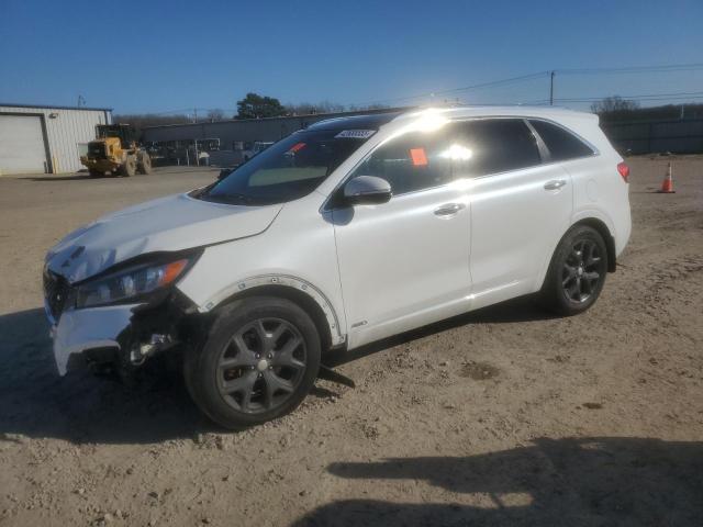KIA SORENTO SX 2016 with VIN 5XYPKDA55GG107799 - Photo from auction