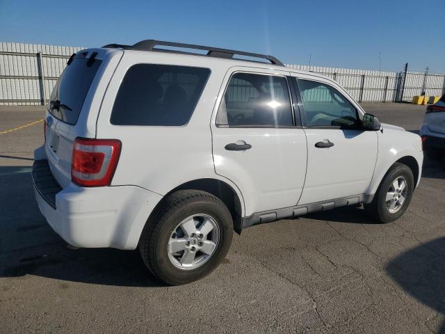 Photo 3 from auction – 2010 FORD ESCAPE XLT with VIN 1FMCU0D71AKC52091