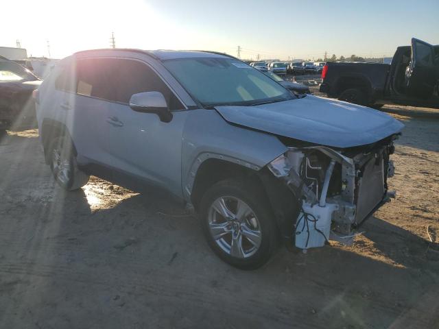 Photo 4 from auction – 2023 TOYOTA RAV4 XLE with VIN 2T3W1RFV6PC228459