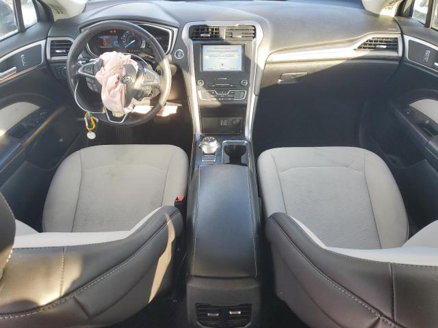 Photo 8 from auction – 2019 FORD FUSION SE with VIN 3FA6P0HD3KR149802
