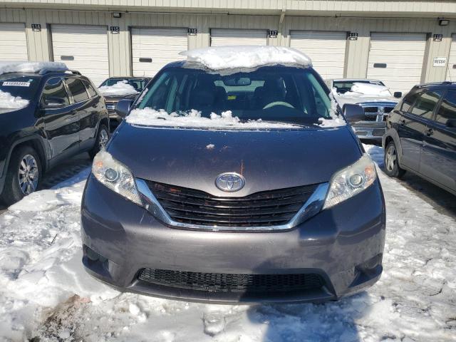Photo 5 from auction – 2011 TOYOTA SIENNA LE with VIN 5TDKK3DC8BS086716