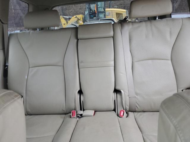 Photo 10 from auction – 2006 TOYOTA HIGHLANDER with VIN JTEEW21A860022338
