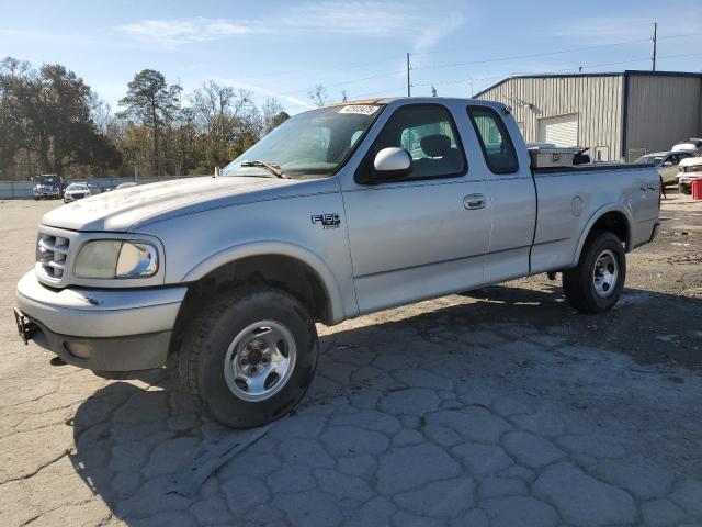 Zdjęcie 1 z aukcji – 2003 FORD F150 z VIN 1FTRX18W63NB86605