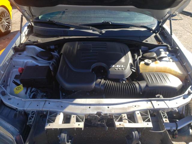 Photo 11 from auction – 2019 CHRYSLER 300 TOURIN with VIN 2C3CCAAG8KH758709