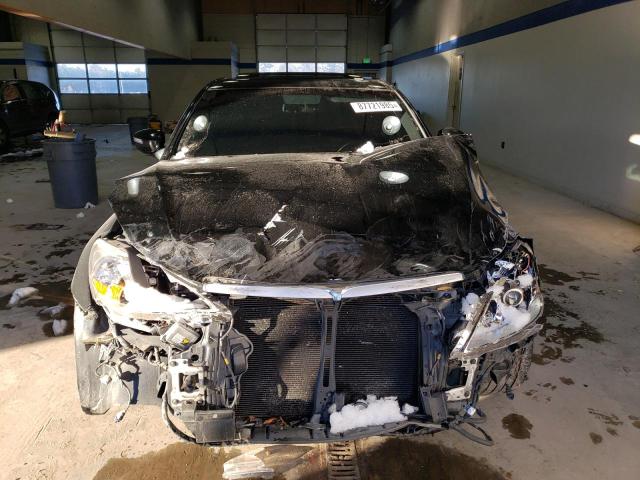 Photo 5 from auction – 2011 HYUNDAI GENESIS 3. with VIN KMHGC4DE2BU123793