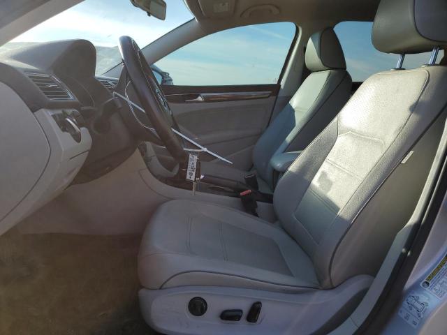 Photo 7 from auction – 2018 VOLKSWAGEN PASSAT SE with VIN 1VWBA7A35JC042121