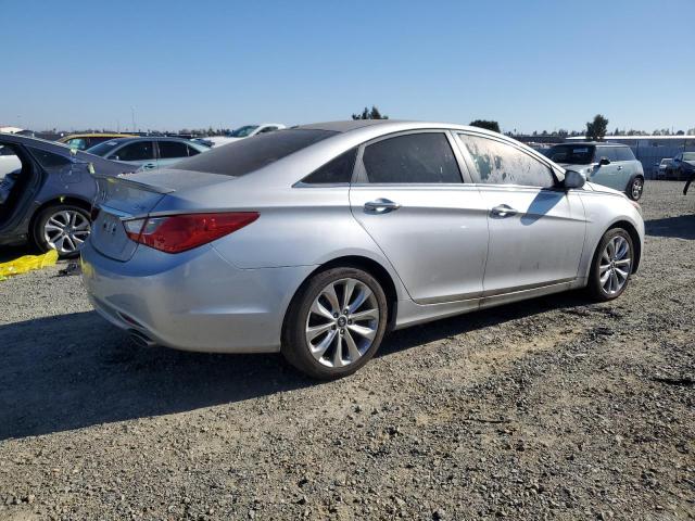 Photo 3 from auction – 2013 HYUNDAI SONATA SE with VIN 5NPEC4AB0DH562963