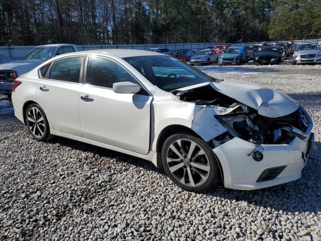 Photo 4 from auction – 2017 NISSAN ALTIMA 2.5 with VIN 1N4AL3AP4HC278375