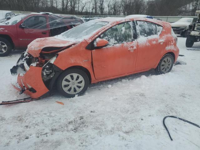 TOYOTA PRIUS C 2014 with VIN JTDKDTB3XE1072556 - Photo from auction