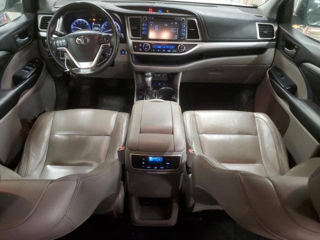 Photo 8 from auction – 2018 TOYOTA HIGHLANDER with VIN 5TDJZRFH3JS555082