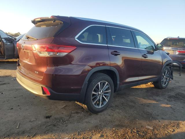 Photo 3 from auction – 2019 TOYOTA HIGHLANDER with VIN 5TDJZRFH5KS996102