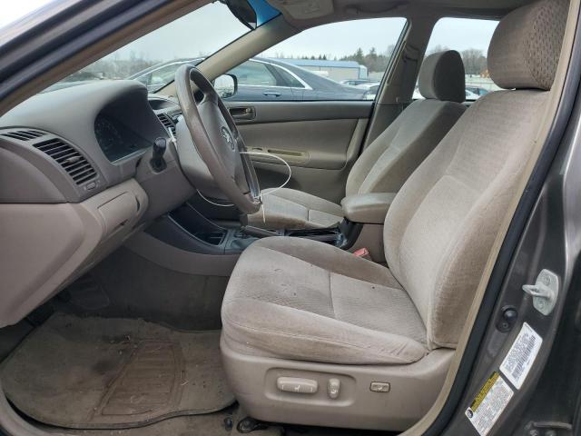 Photo 7 from auction – 2004 TOYOTA CAMRY LE with VIN 4T1BE32K84U789552